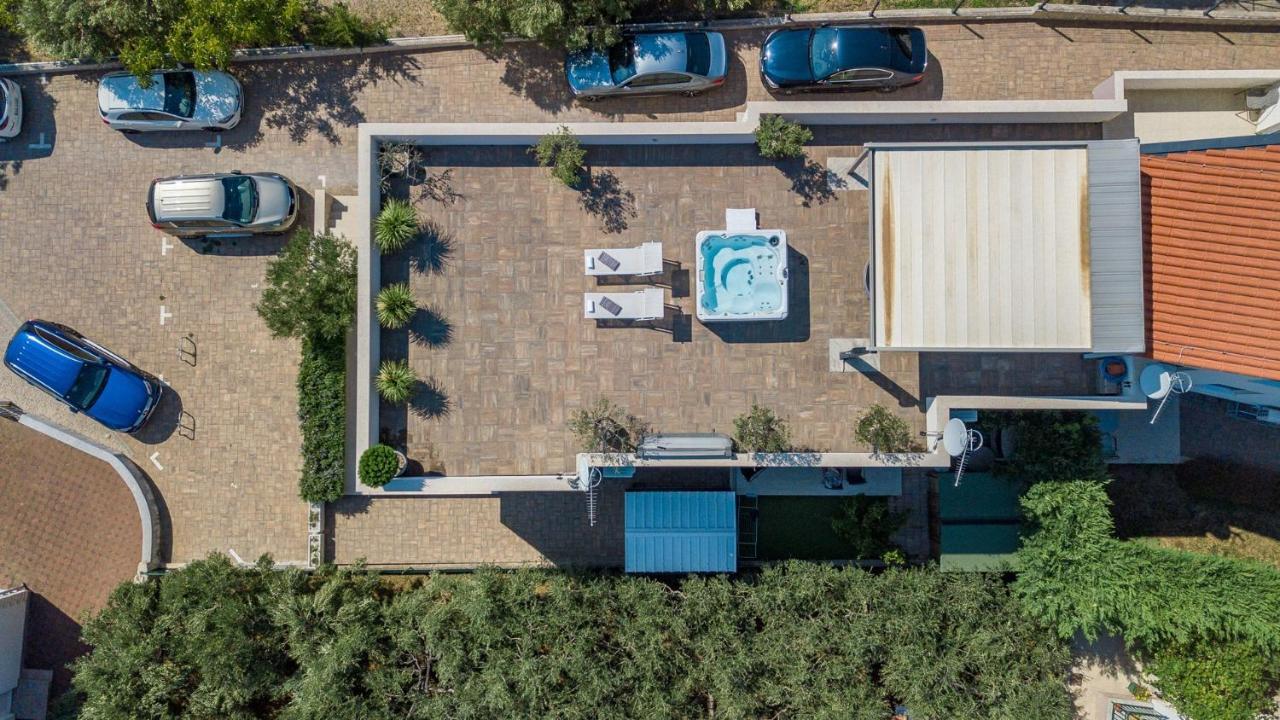 Apartments Luka Vodice Buitenkant foto