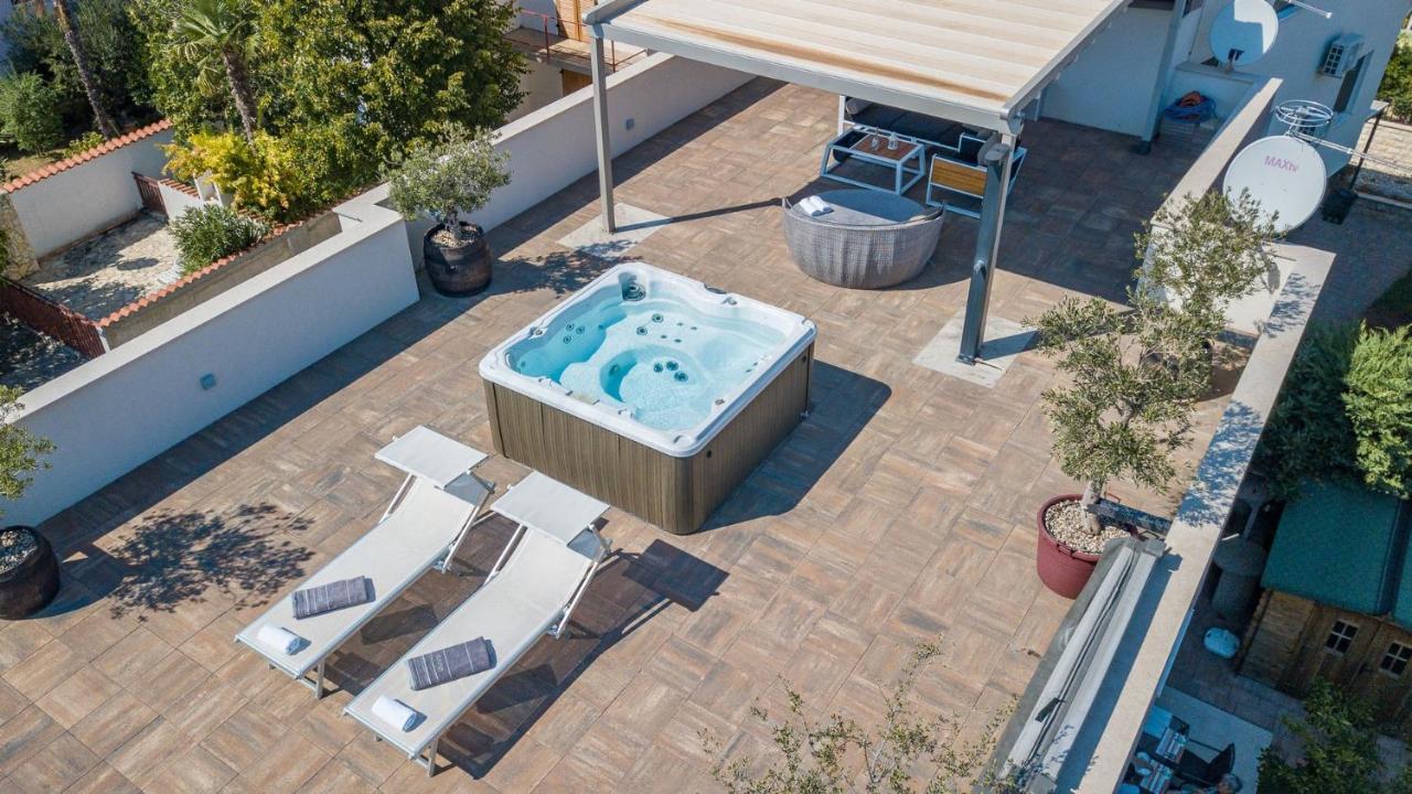 Apartments Luka Vodice Buitenkant foto