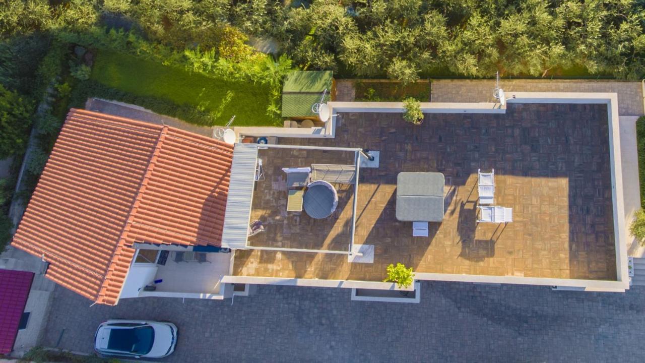 Apartments Luka Vodice Buitenkant foto