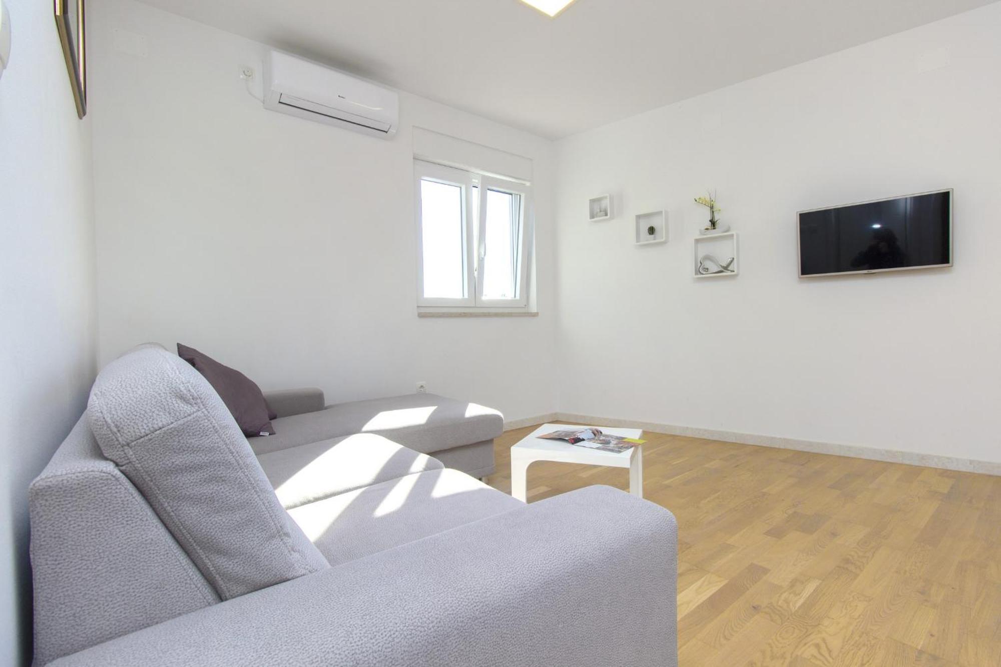 Apartments Luka Vodice Kamer foto